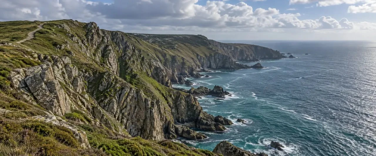Lieux insolites en Normandie : les falaises de Jobourg sur le littoral du Cotentin