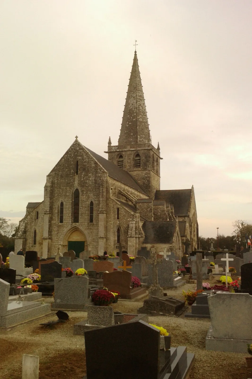 Église Saint-Candide de Picauville
