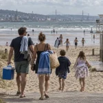 Plage du butin à Honfleur : marche vers la plage