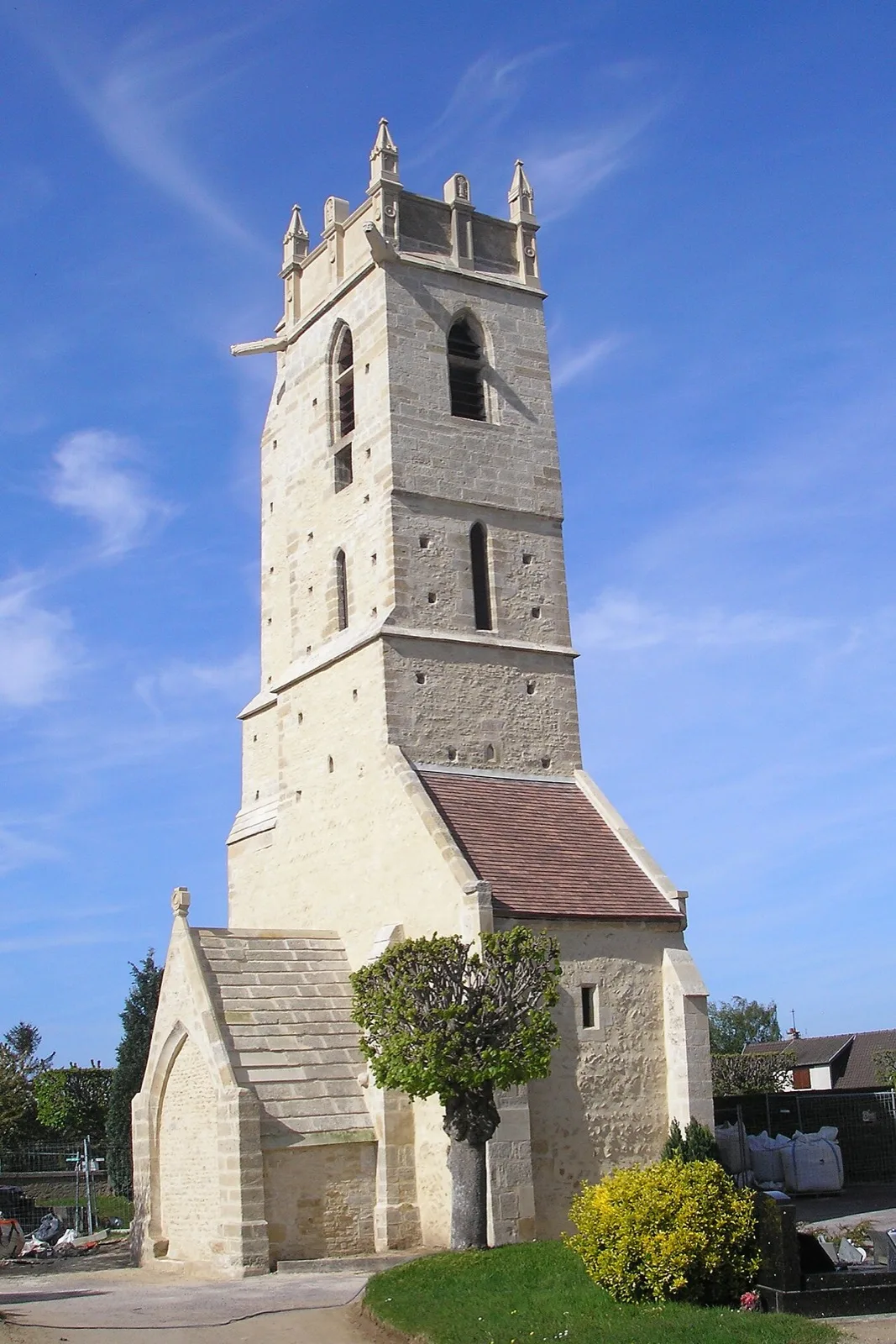 Église et clocher de Ranville
